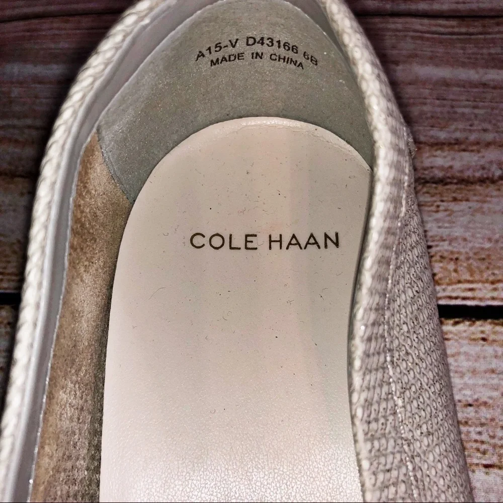 Cole Haan Silver/White Loafers Size 6B